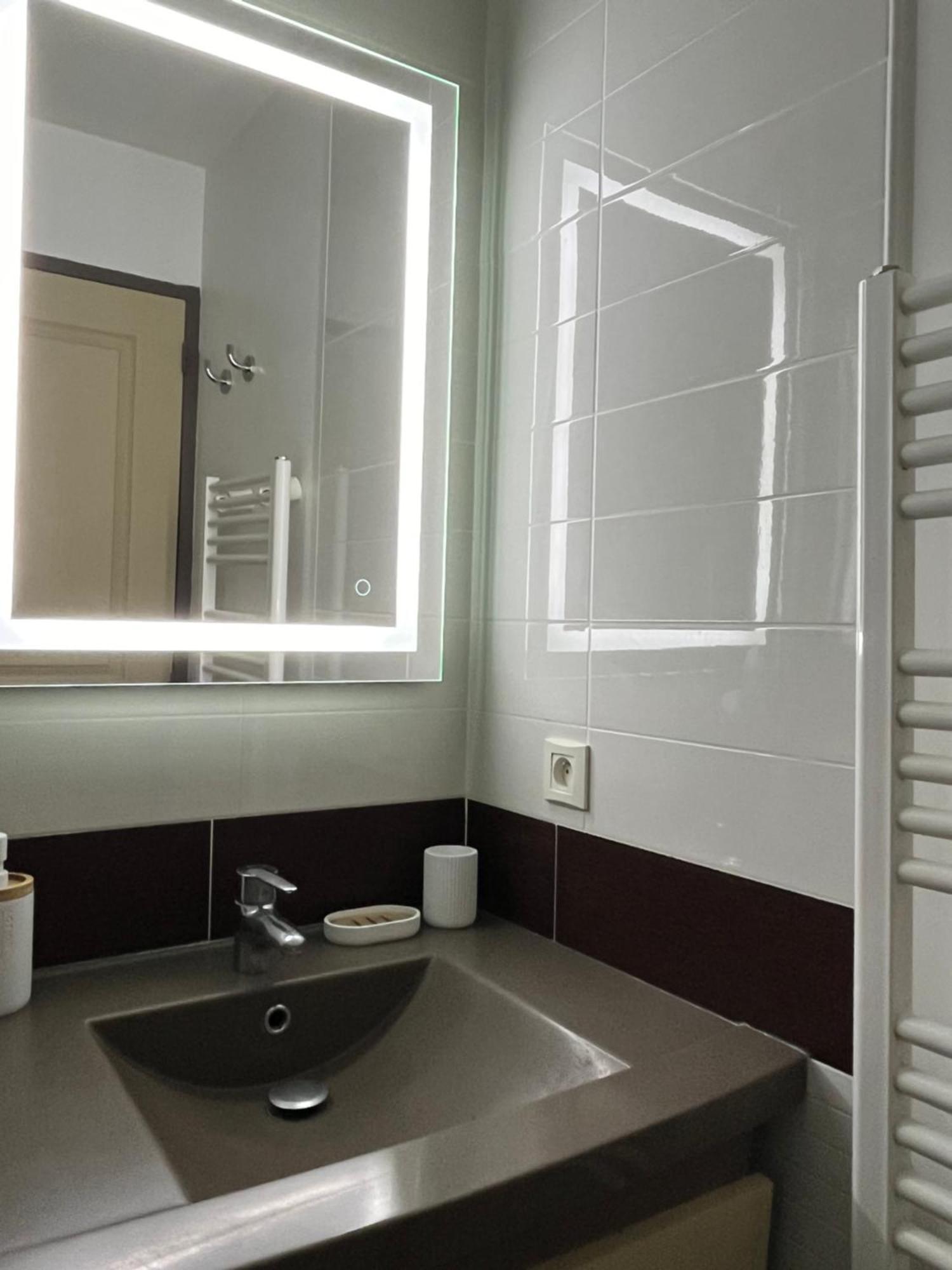 Superbe Appartement Une Chambre Vue Mer Piscine Tennis Канни Екстер'єр фото
